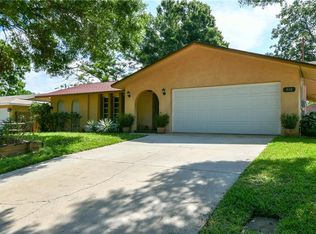 310 20th St SW, Largo, FL 33770