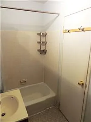 Sold by R New York | media 1