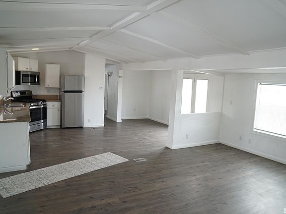 3rd image of 4980 Saguaro Dr