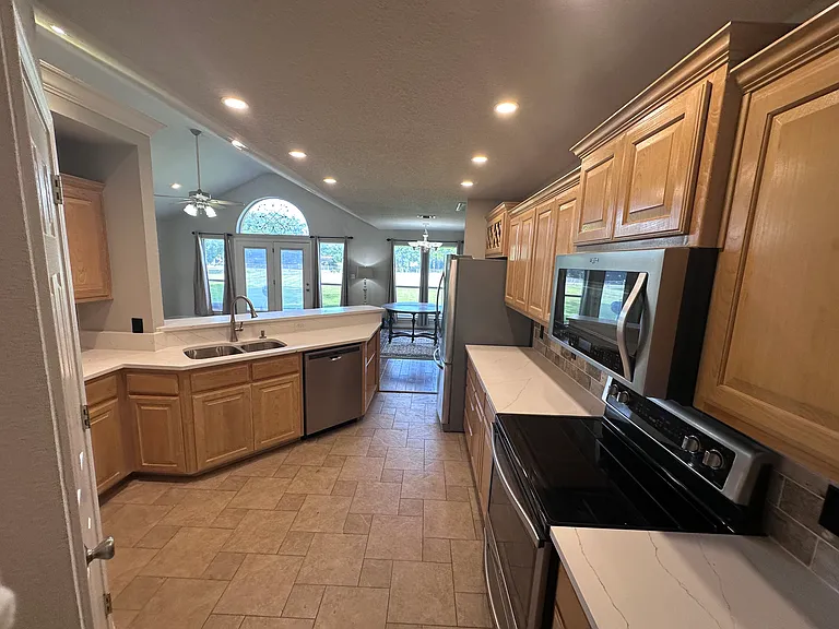 4203 Southaven Ct — Photo 9