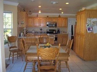 562 Echo Valley Rd, Salinas, CA 93907