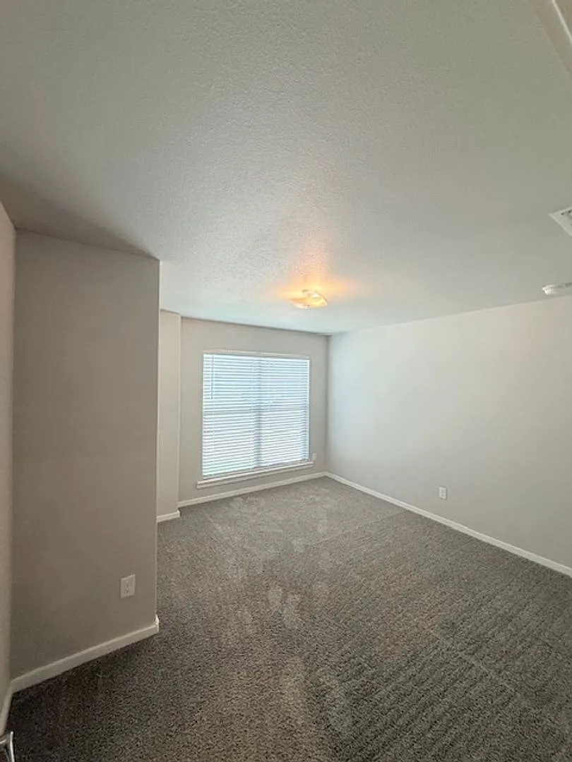 Upland Heights- 9712 Saratoga — Photo 3