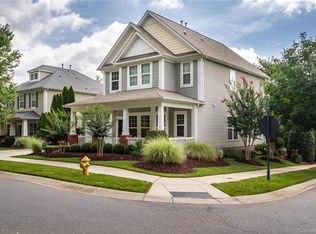 5504 Colonial Garden Dr, Huntersville, NC 28078