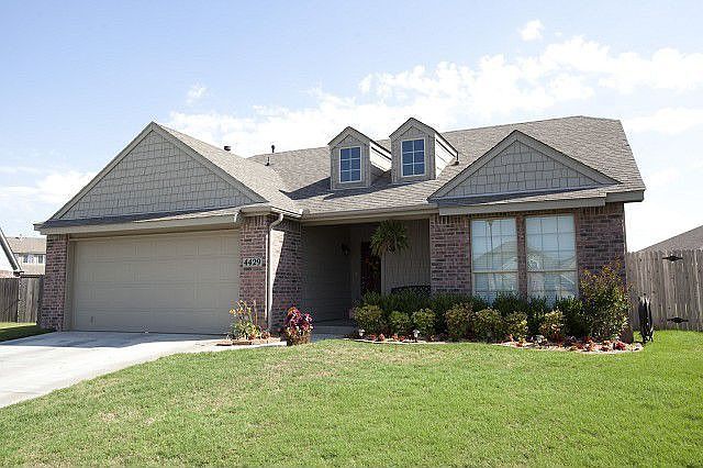 Beautiful brick home with open floor plan