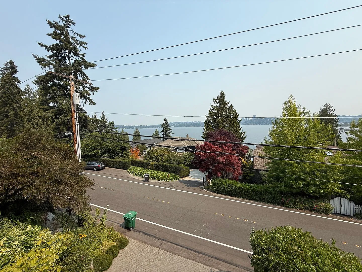 Highly desirable Mercer Island home. — Photo 4