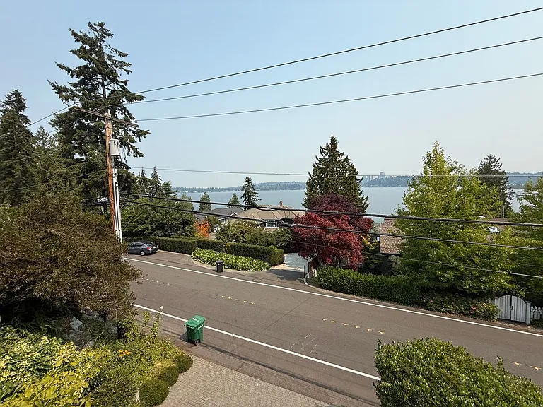 7275 N Mercer Way — Photo 4