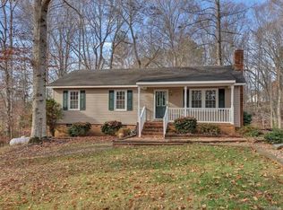 1017 Holly Grove Dr, Bumpass, VA 23024