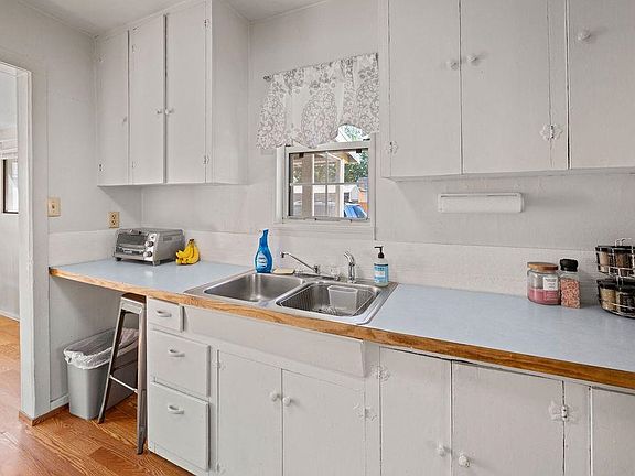 5th image of 1020 N 10th St