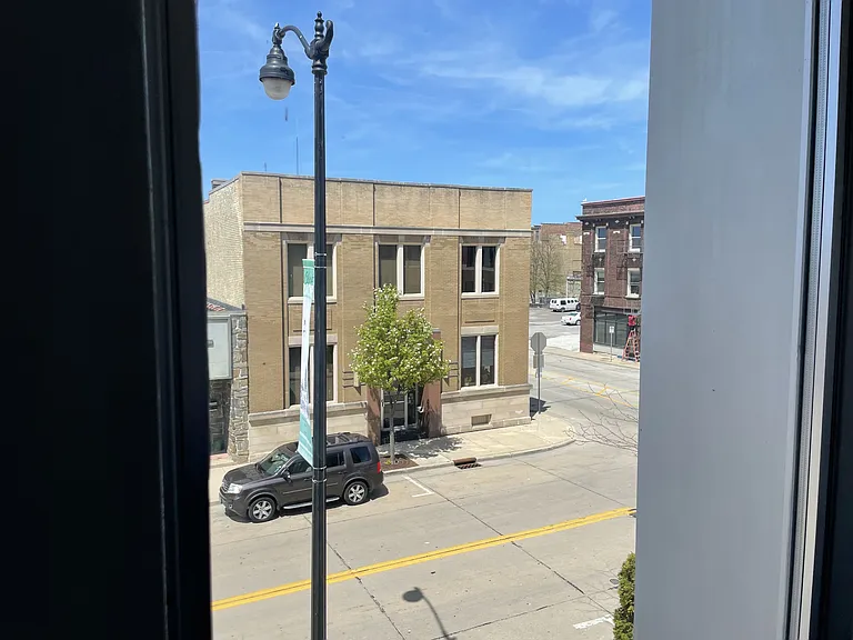 500 Wisconsin Ave #201 — Photo 6