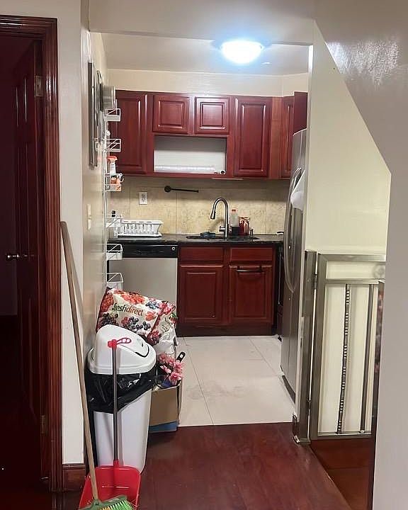 1st image of 958 39th St #1