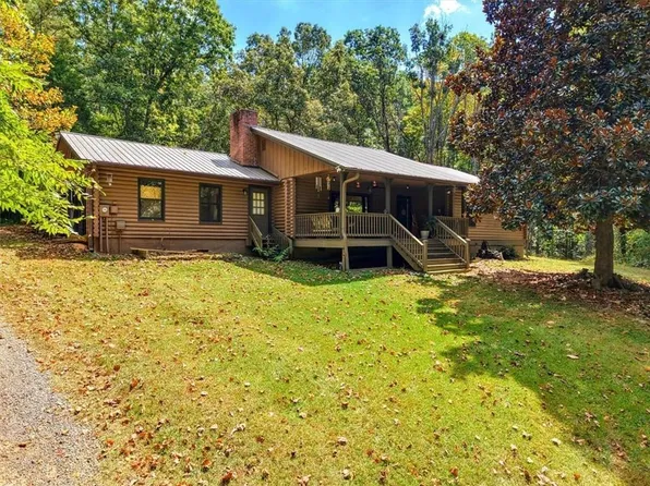 39 Holly Dr SE, Cartersville, GA 30121