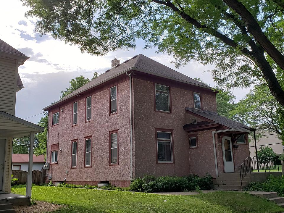1st image of 1341 Irving Ave N #1