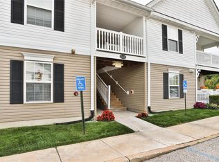 147 Brandy Mill Cir APT C, High Ridge, MO 63049
