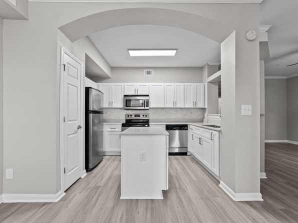 17671 Addison Rd #2704
