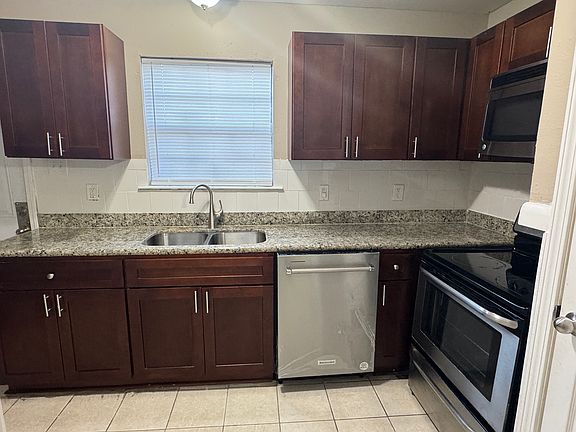 2nd image of 566 S Flannery Rd APT B