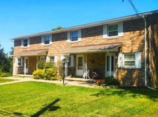 228 River Rd, Canal Fulton, OH 44614