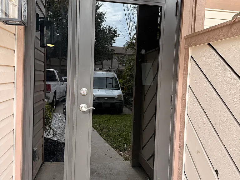 118 Sherwood Cir #8B — Photo 4