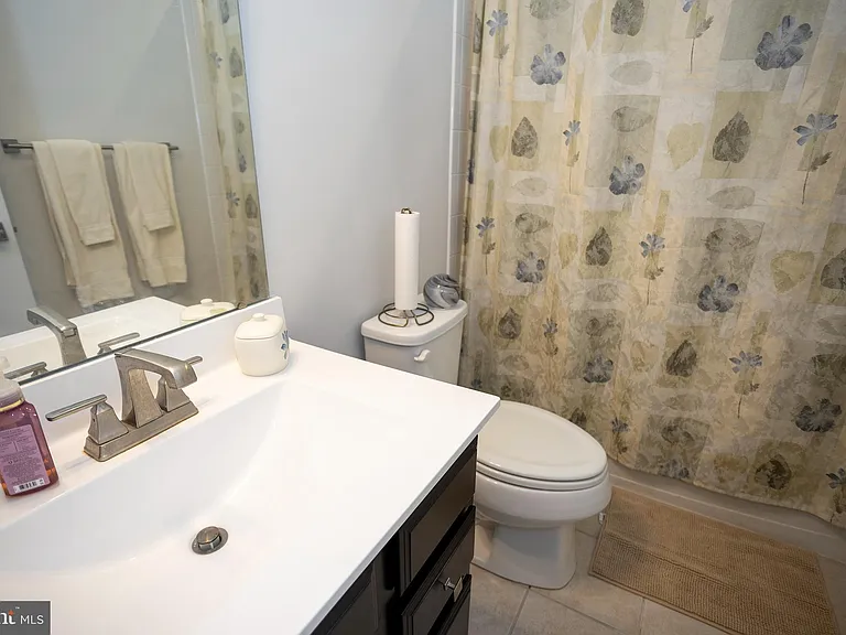 9926 New Pointe Dr — Photo 29