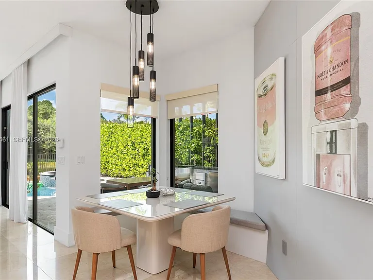 9529 Eden Roc Ct — Photo 21
