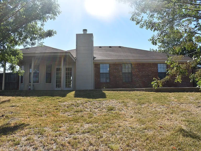 3905 Littlerock Dr — Photo 30