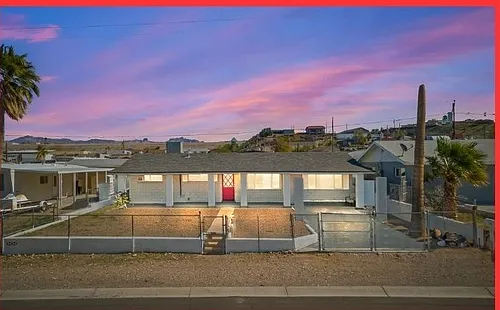 200 Lee Ave Photo 1