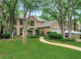 530 Woodhill Ct, Grapevine, TX 76051