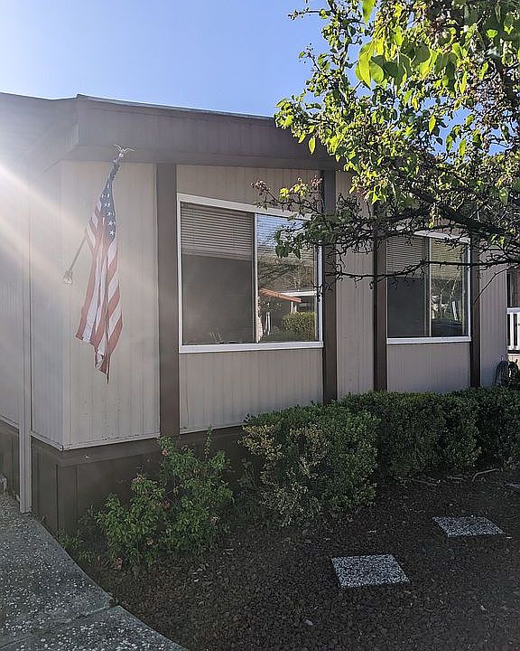 Front of the mobile home