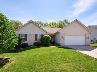 128 Stage Coach Landing Dr, Saint Peters, MO 63376