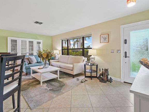 5th image of 4153 Wingo St