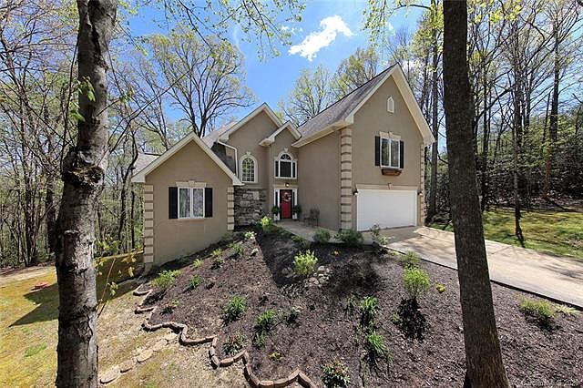 1st image of 306 Benning Ct