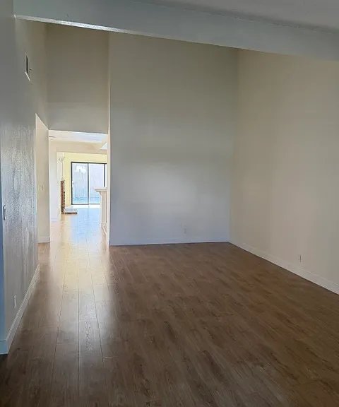 8536 De Soto Ave #13 — Photo 3