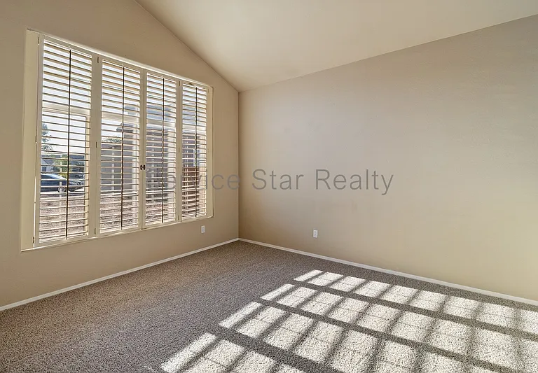 3304 W Ian Dr — Photo 5