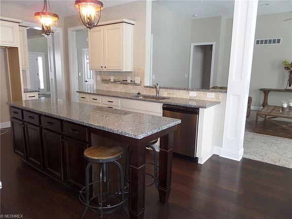4th image of 6137 Summer Lake Dr