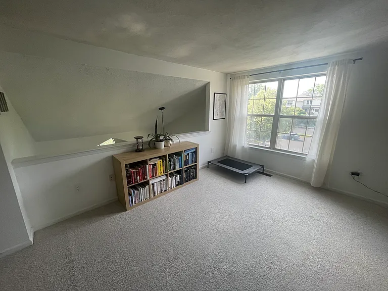 4002 Waltham Ct — Photo 16