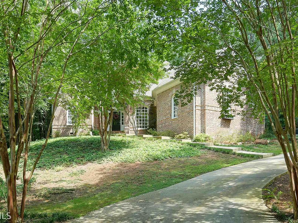 1st image of 438 Westlake Dr NW