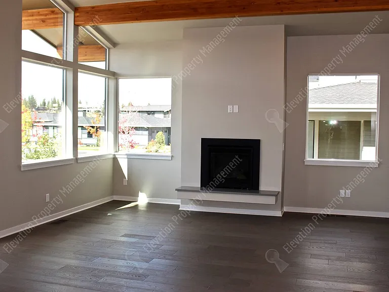 3038 NW Clearwater Dr — Photo 5