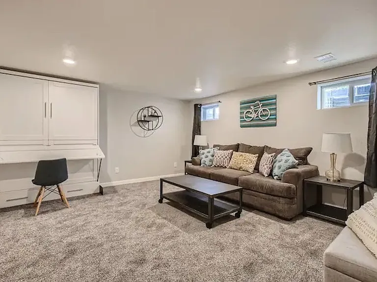 2359 W Moffat Pl #B — Photo 7