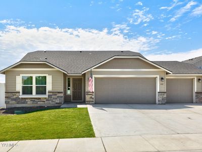 602 Olympic Ave, Moxee, WA, 98936