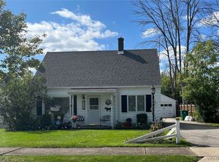 562 77th St, Niagara Falls, NY
