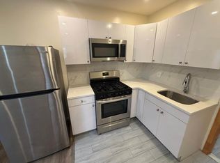 66-02 60th St #1F, Ridgewood, NY 11385