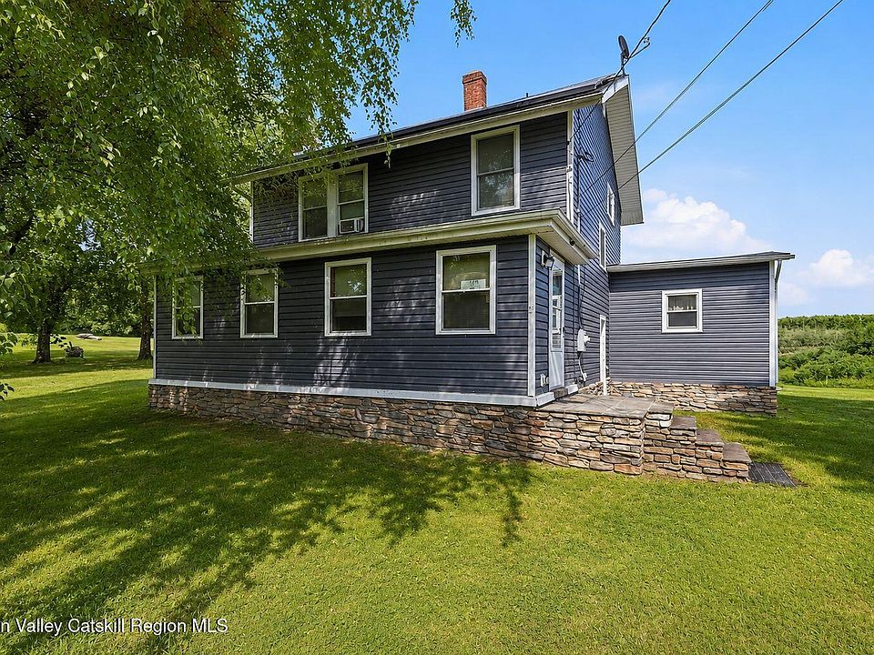 1st image of 740-742 Lattintown Road