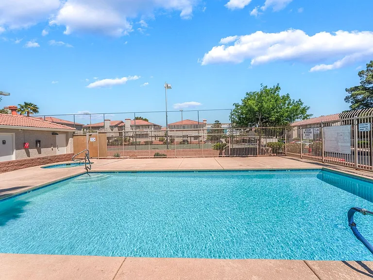 7300 Pirates Cove Rd #2096 — Photo 30