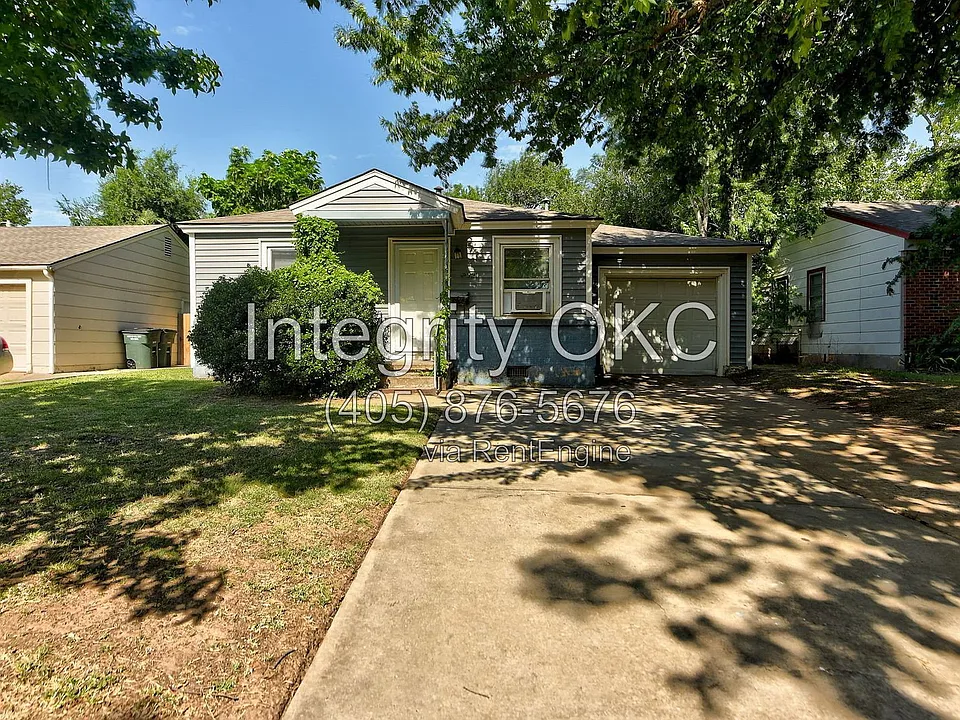 2321 McCracken Dr