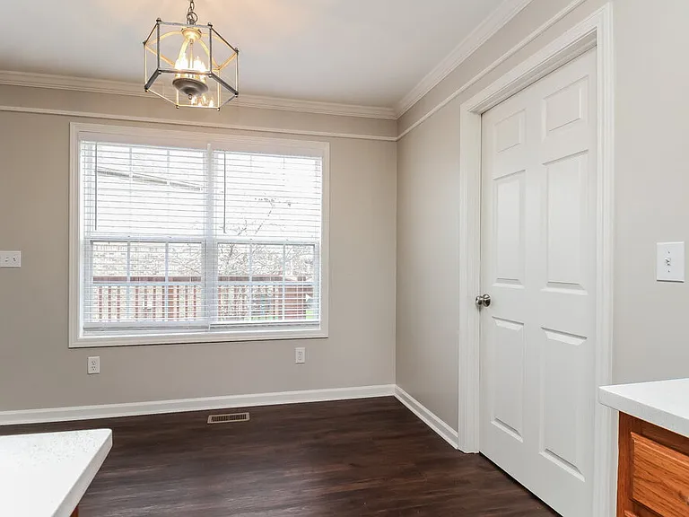 3609 Bentfield Dr — Photo 7