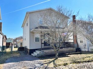210 10th St, Windber, PA