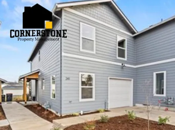 233 Dano Dr #1, Phoenix, OR 97535
