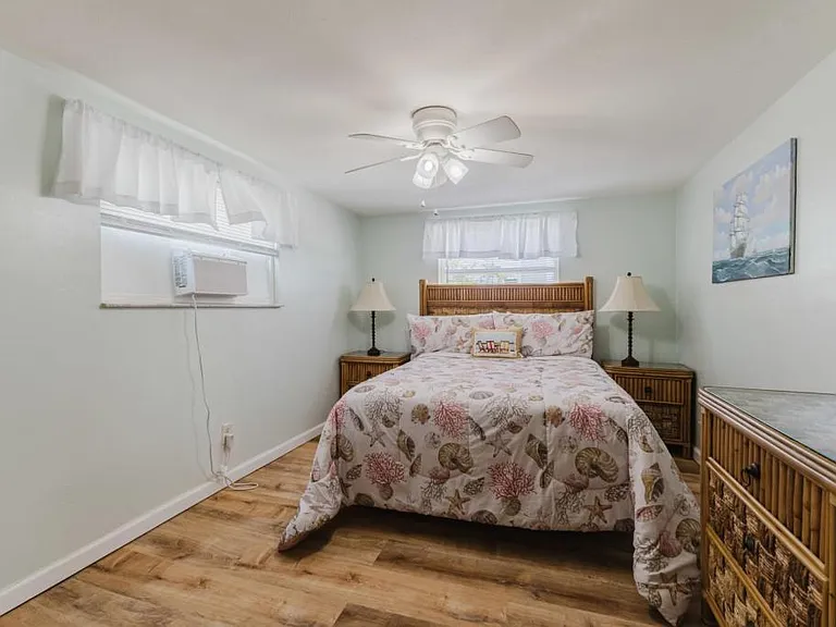 950 San Carlos Dr — Photo 23