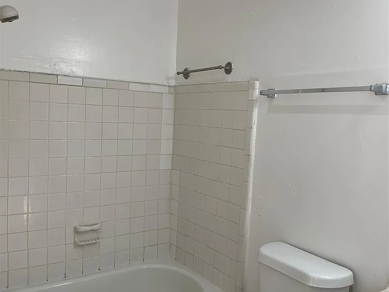 7273 Chasewood Dr — Photo 8