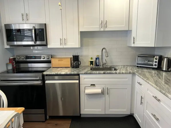 6670 Royal Palm Boulevard #112k, Margate, FL 33063