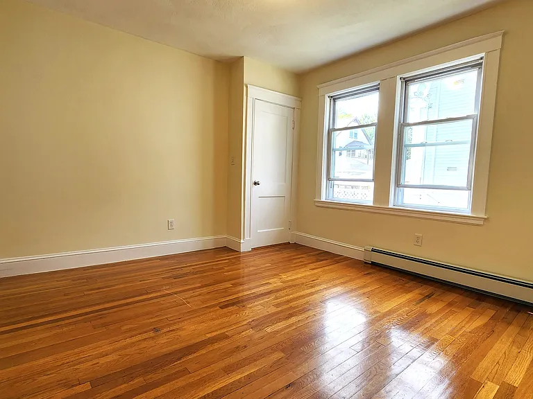 32 Cornell St #1 — Photo 9